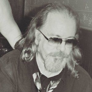 Meet your Posher, Bruce